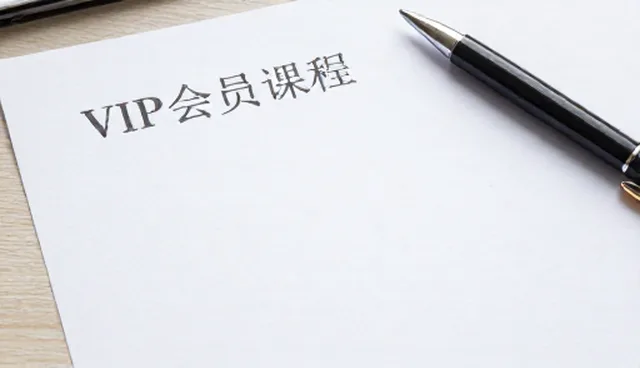 石家庄公司网站设计：自建与外包的取舍